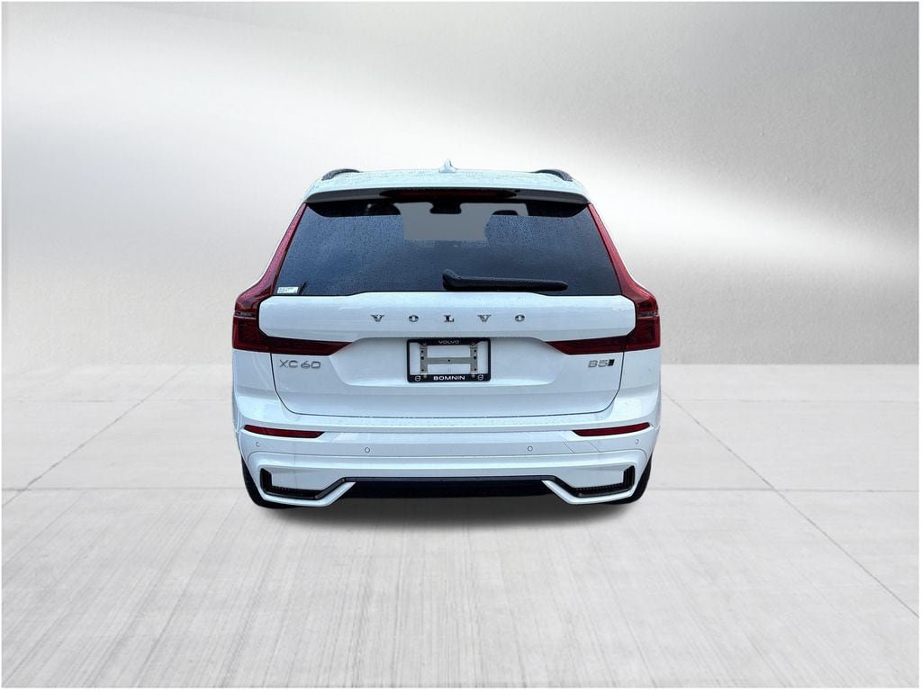 New 2026 Volvo XC60 B5 Core AWD/4WD image 6