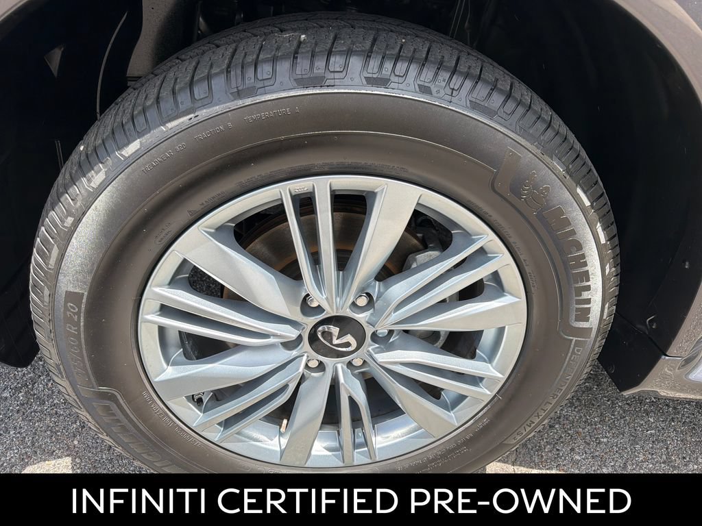Certified 2023 INFINITI QX80 Luxe w/ All-Season Package AWD/4WD image 15