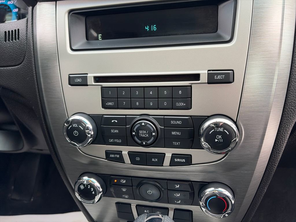 Used 2012 Ford Fusion SE image 18