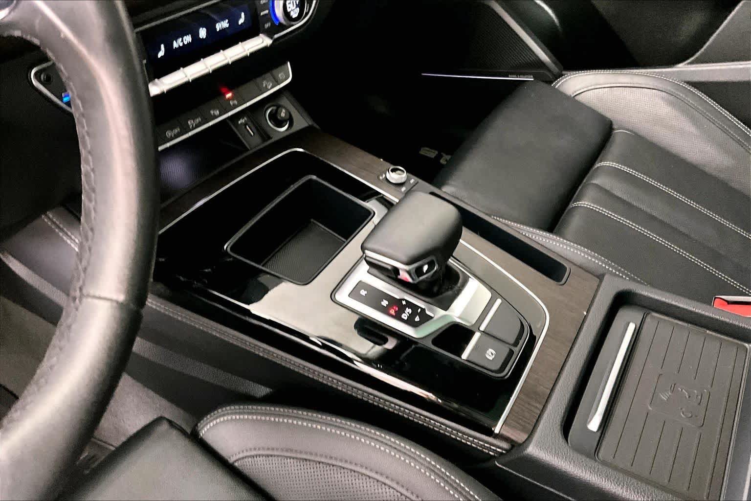 Used 2023 Audi Q5 2.0T Prestige w/ Prestige Package AWD/4WD image 15