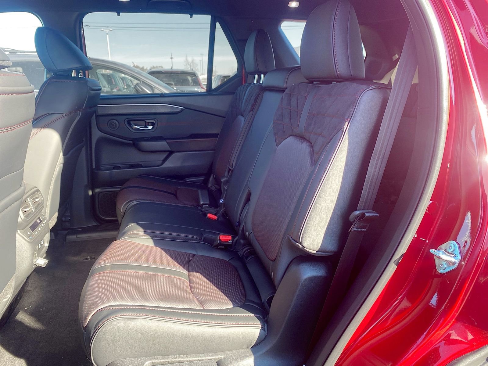 New 2026 Honda Pilot Black Edition image 5