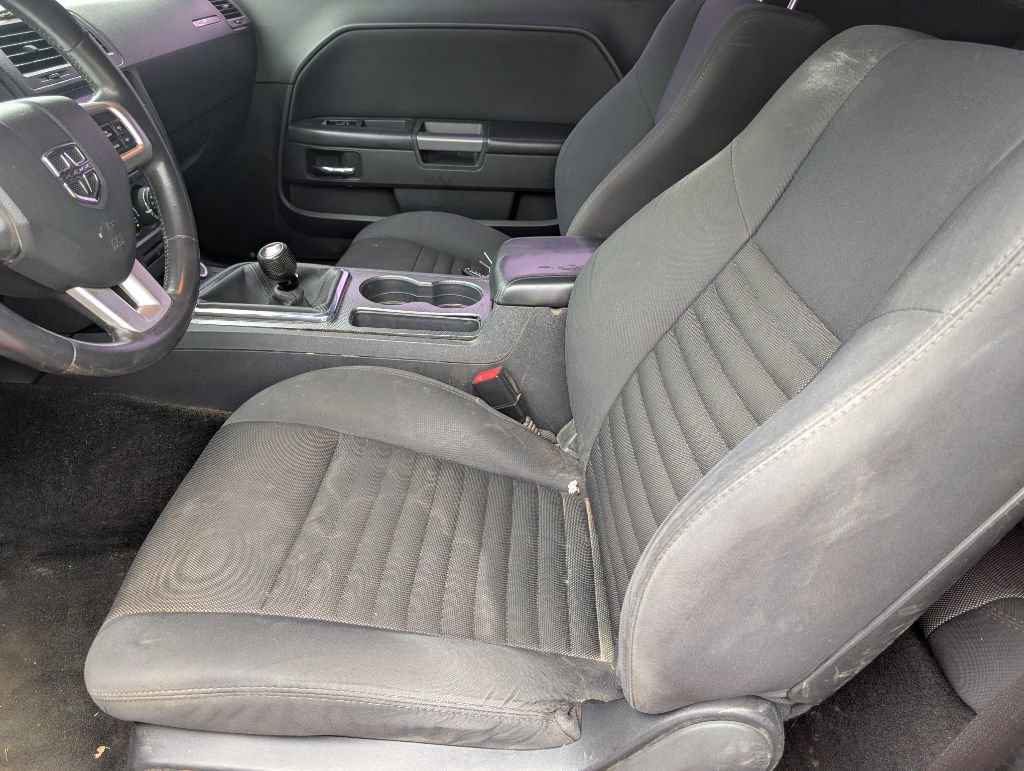 Used 2014 Dodge Challenger R/T image 7