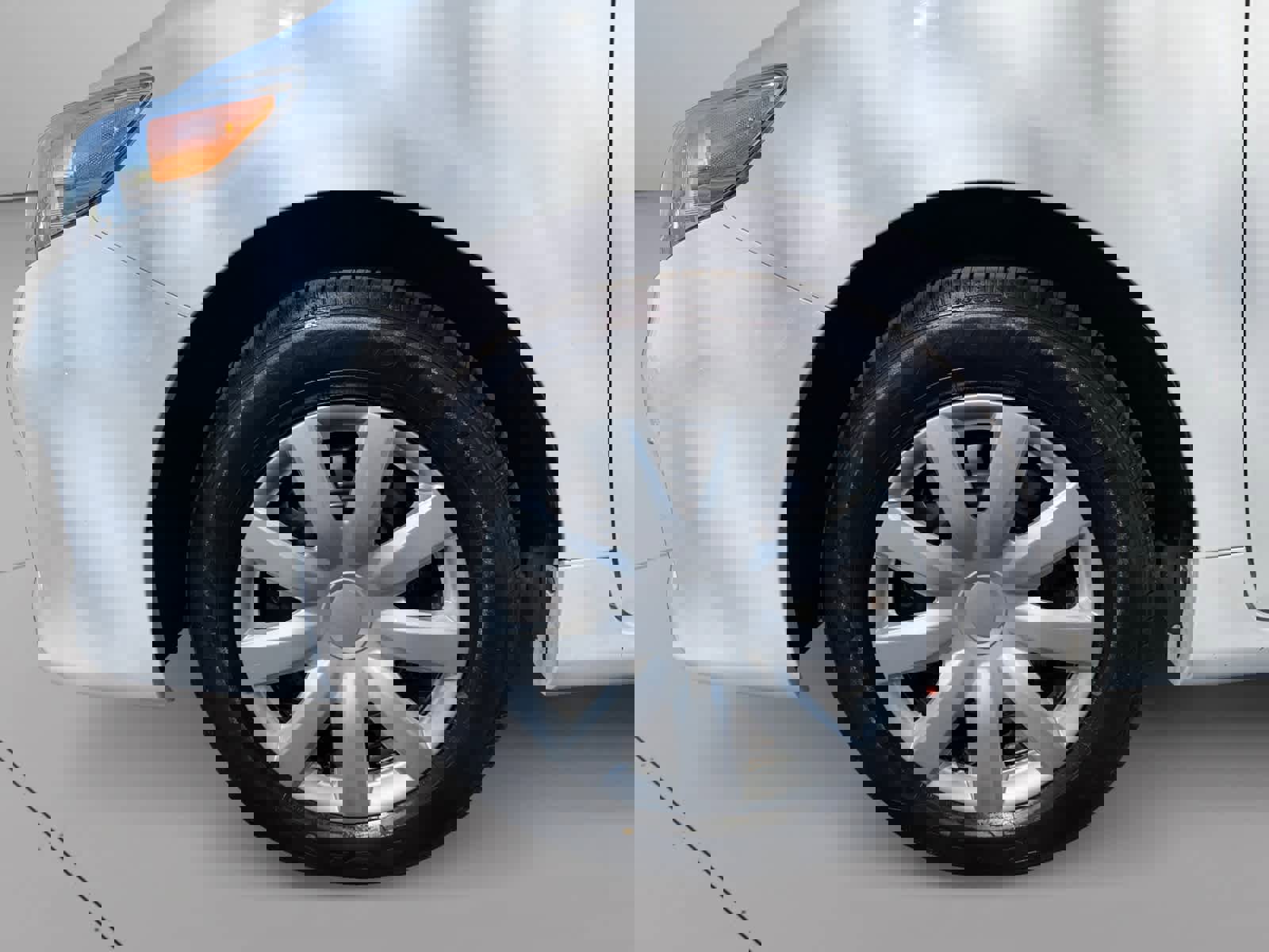 Used 2011 Toyota Corolla LE image 9