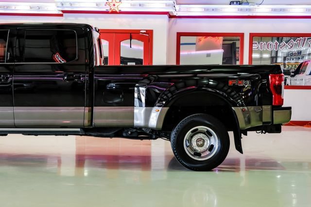 Used 2019 Ford F350 King Ranch w/ King Ranch Ultimate Package AWD/4WD image 11