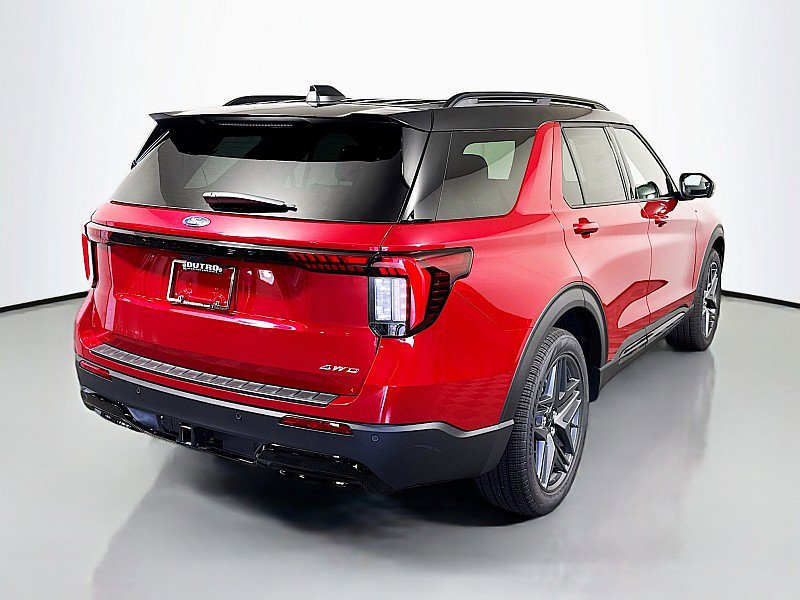 New 2025 Ford Explorer ST-Line w/ Premium Package image 7