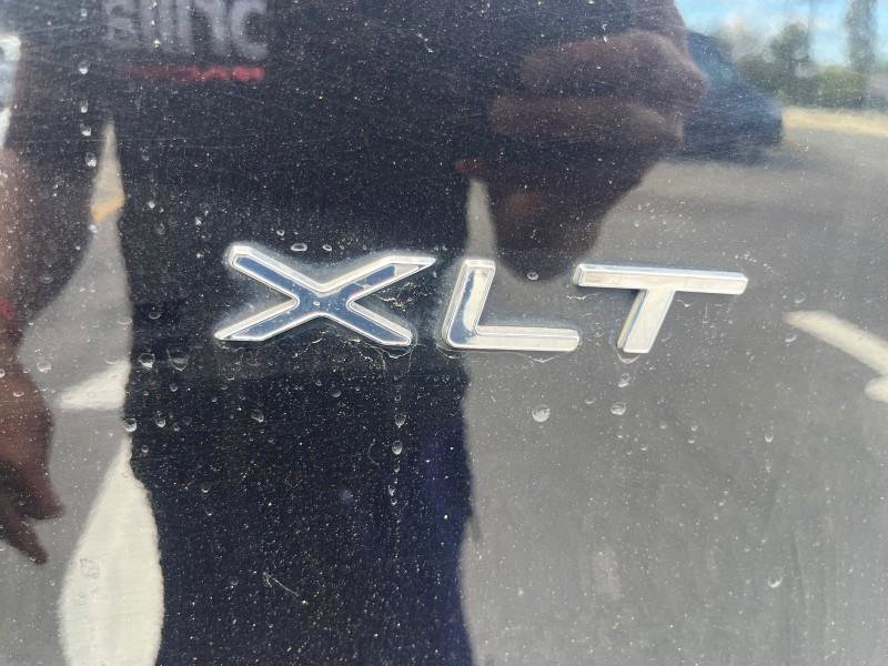 Used 2023 Ford Transit 350 XLT image 10