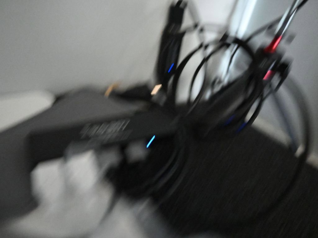 Used 2023 Chrysler 300 Touring w/ Sport Appearance Package image 9