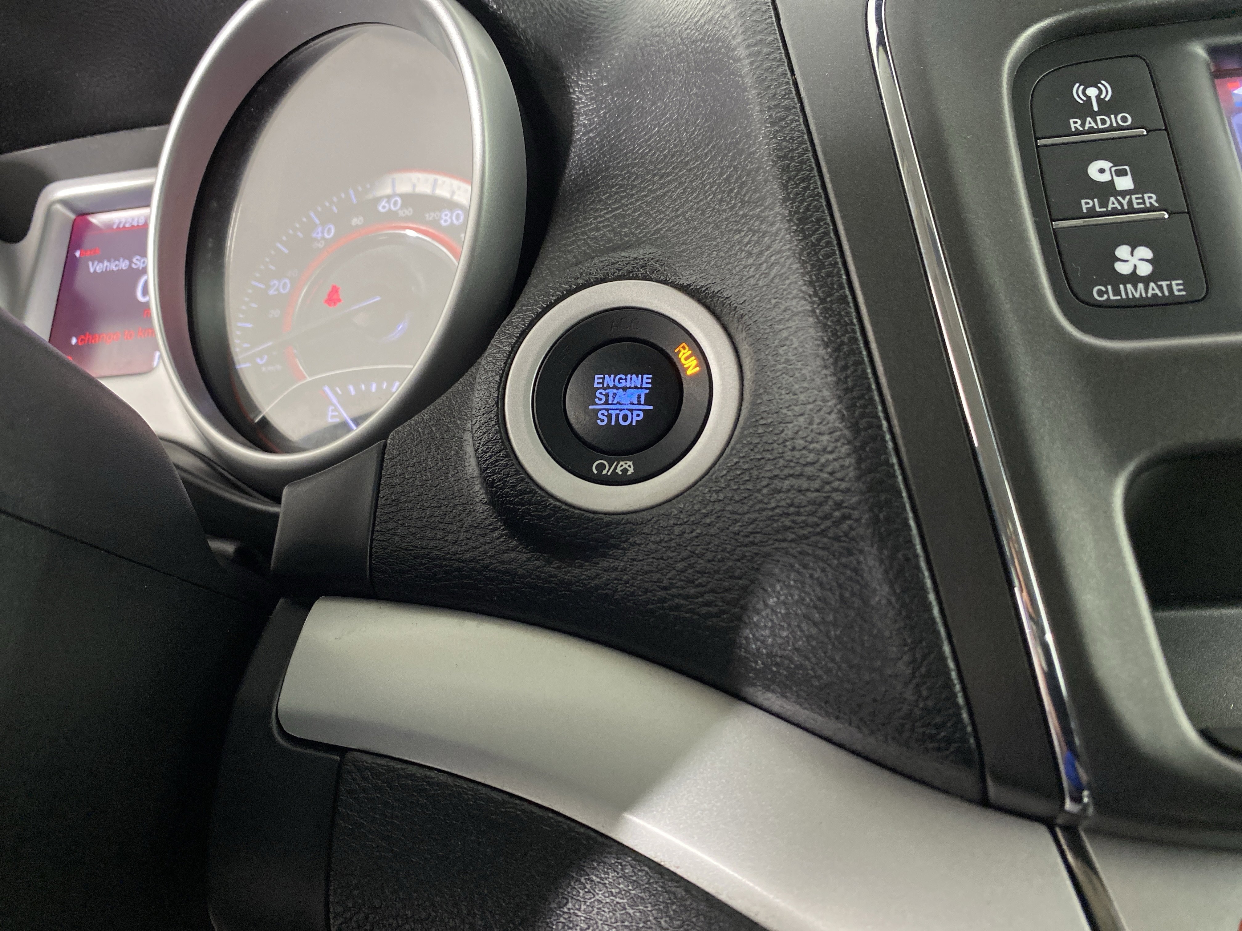 Used 2020 Dodge Journey SE image 21