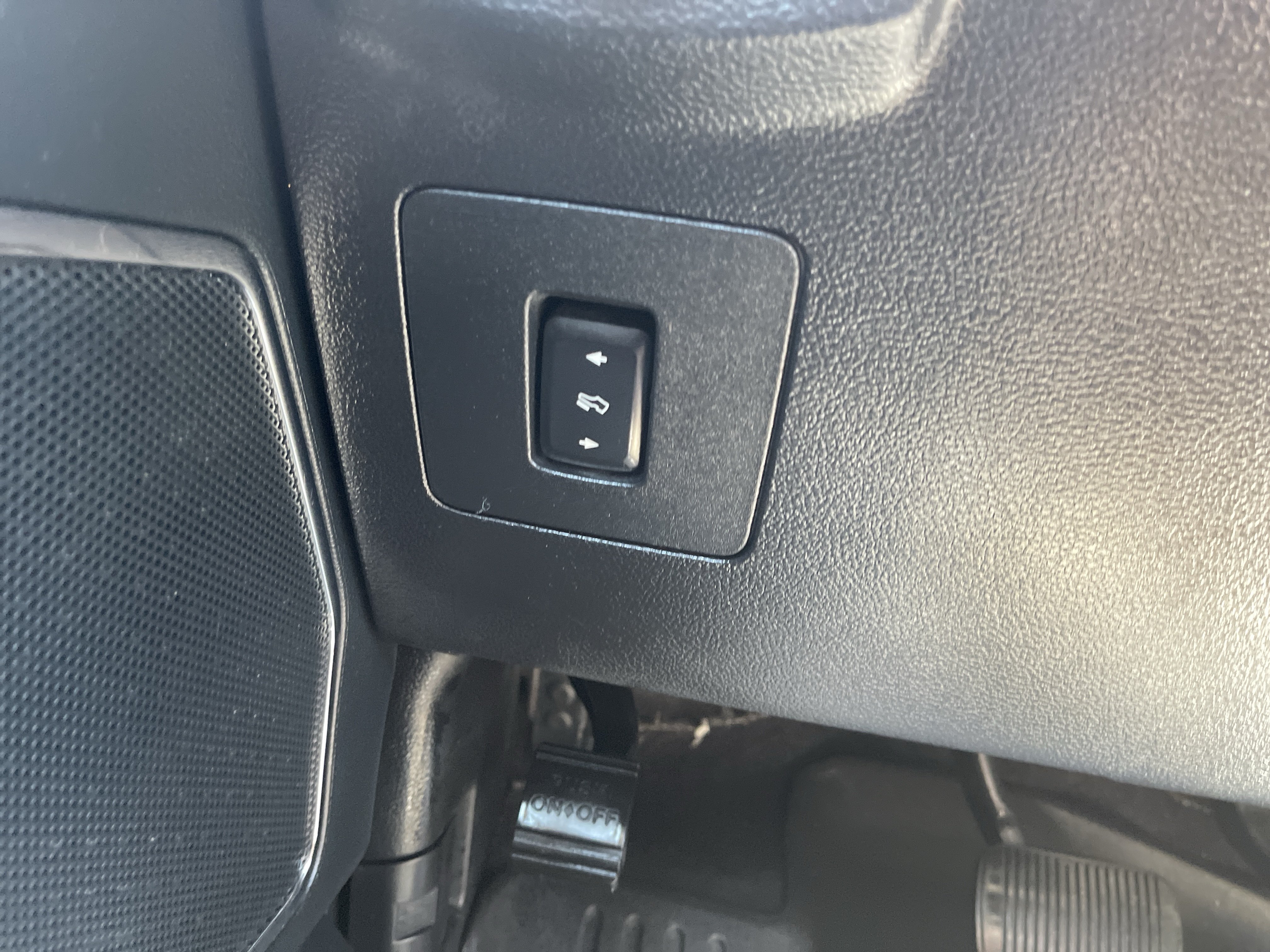 Used 2016 Ford F150 Lariat w/ Equipment Group 502A Luxury RWD image 22