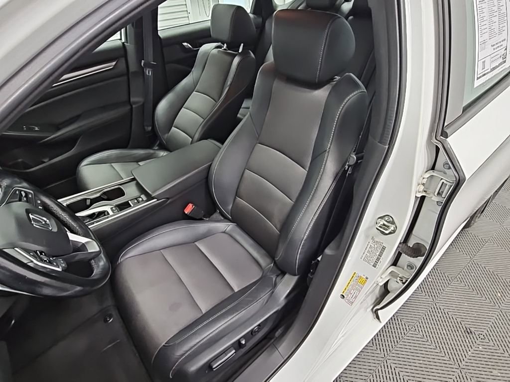 Used 2020 Honda Accord Sport image 28