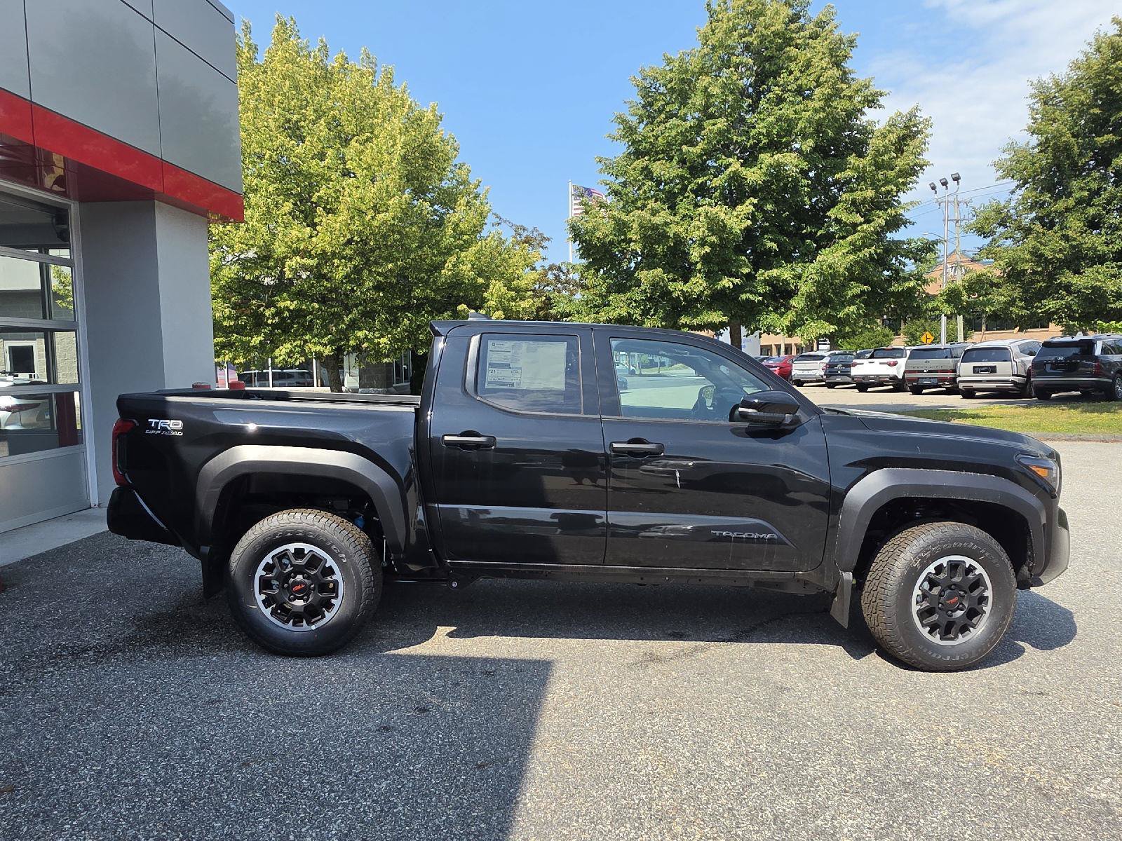 New 2026 Toyota Tacoma TRD Off-Road AWD/4WD image 2