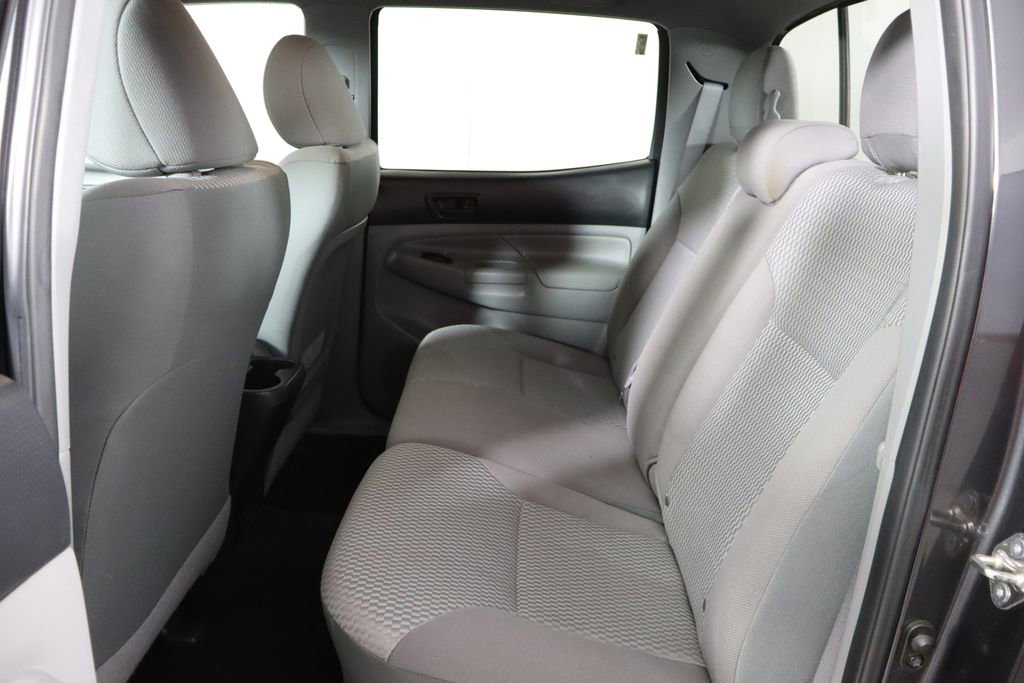 Used 2014 Toyota Tacoma PreRunner w/ Convenience Package RWD image 16