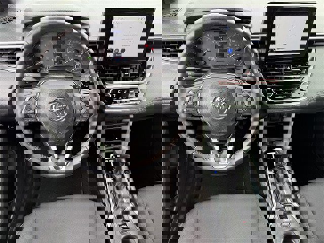 Certified 2024 Toyota Corolla Cross SE image 19