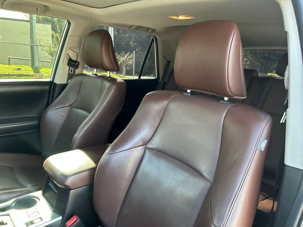 Used 2019 Toyota 4Runner Limited AWD/4WD image 9