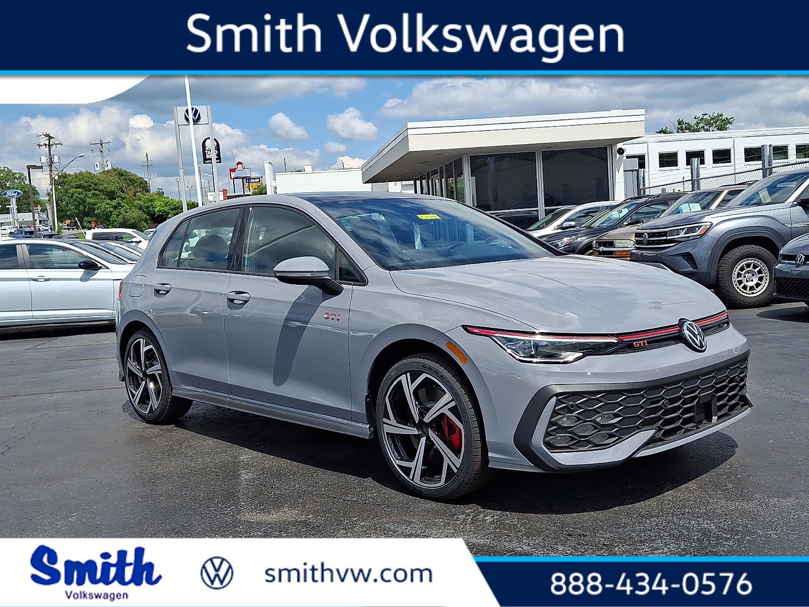 New 2026 Volkswagen GTI SE FWD image 1