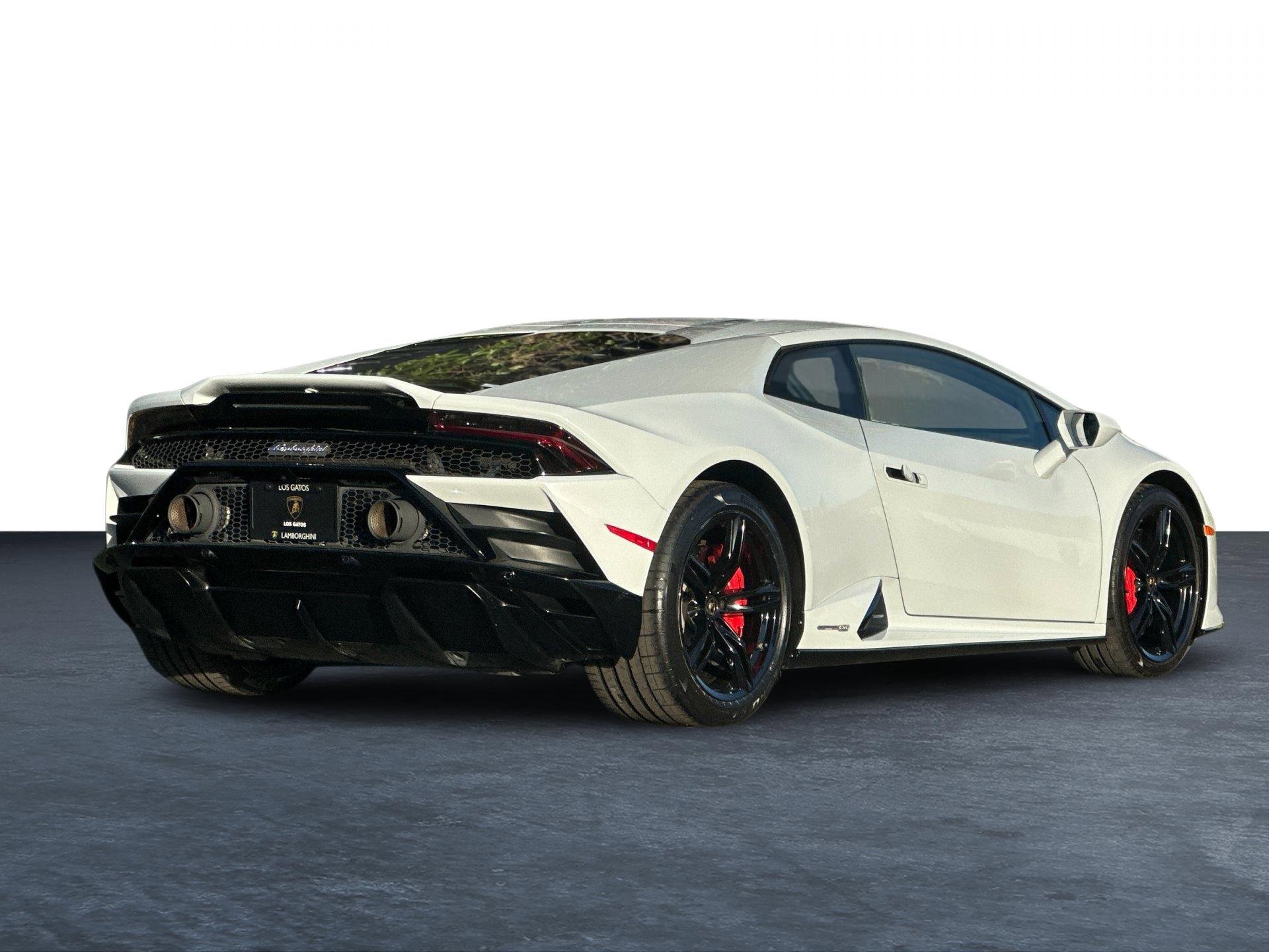Used 2020 Lamborghini Huracan EVO image 3