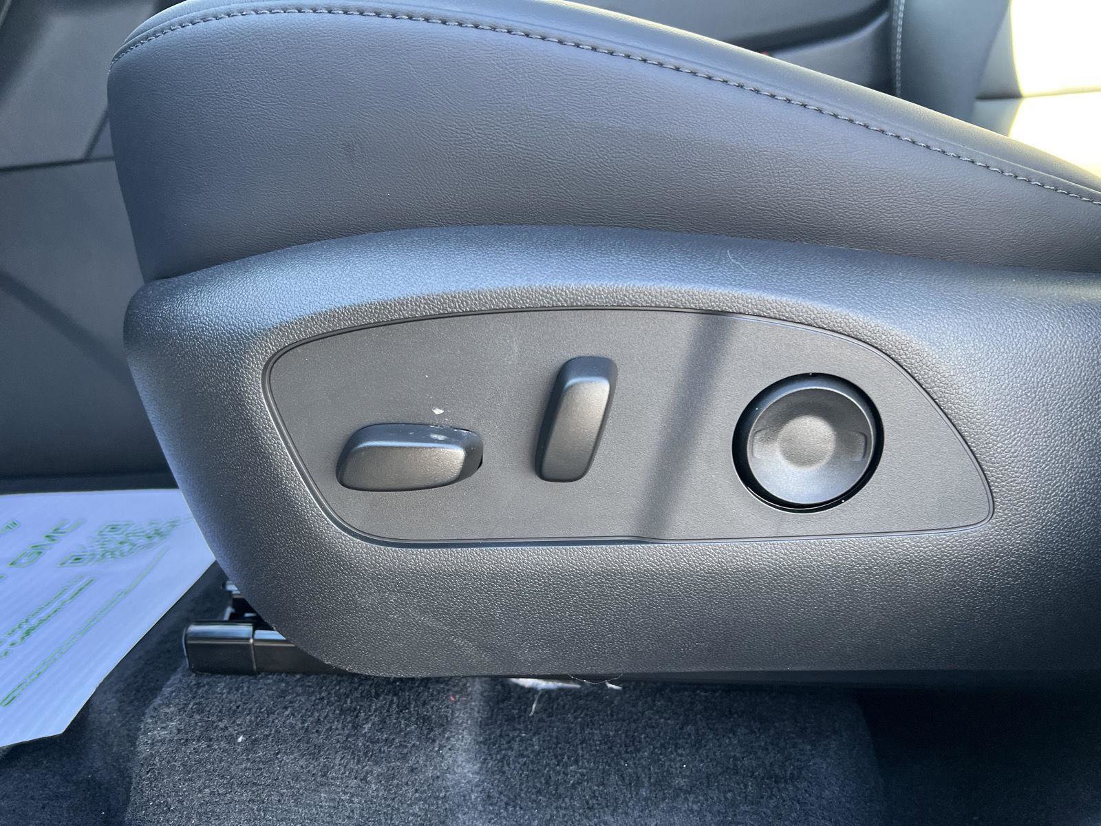 New 2026 GMC Acadia Elevation w/ Elevation Premium Package image 22