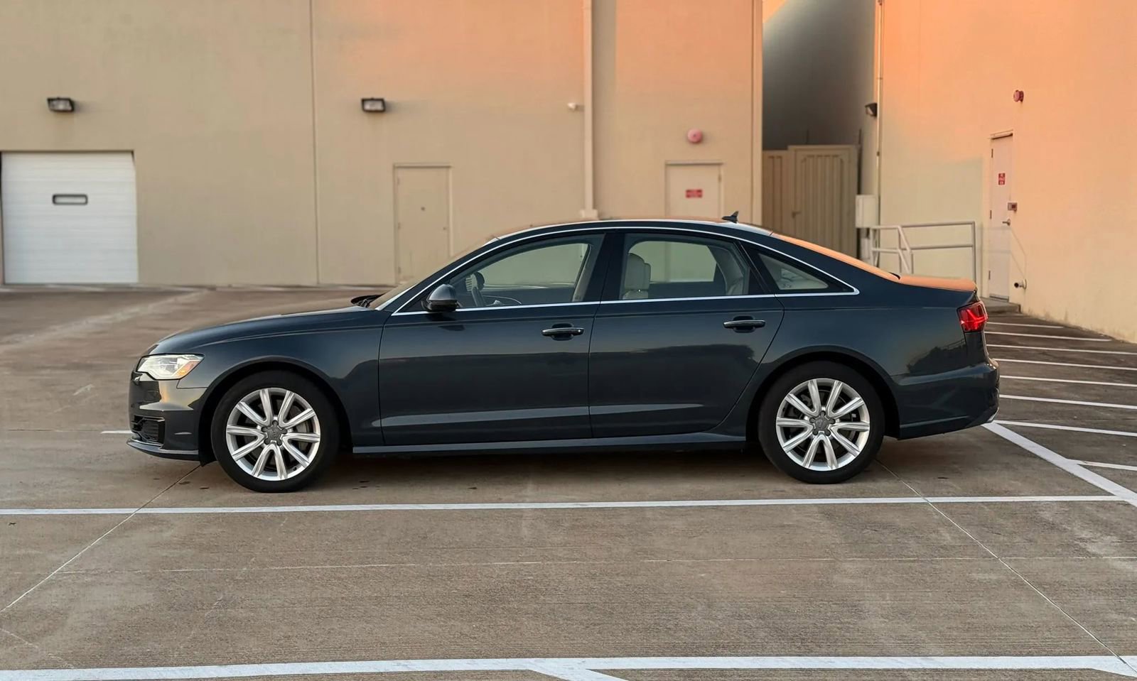 Used 2016 Audi A6 2.0T Premium Plus w/ Premium Plus Package FWD image 5