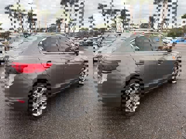 Used 2014 Acura ILX w/ Premium Package image 6