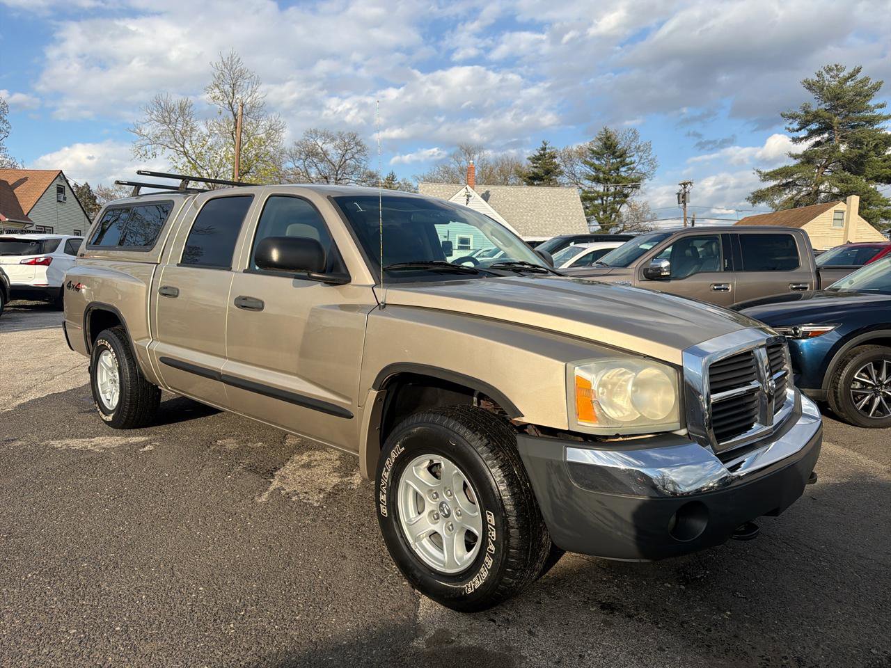 Used 2005 Dodge Dakota SLT image 3