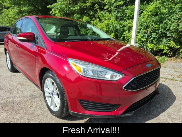 Used 2015 Ford Focus SE FWD image 3
