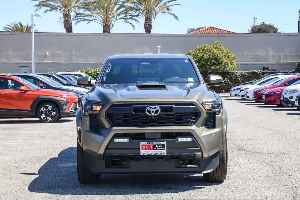 Certified 2025 Toyota Tacoma TRD Sport w/ TRD Sport Premium Package AWD/4WD image 2