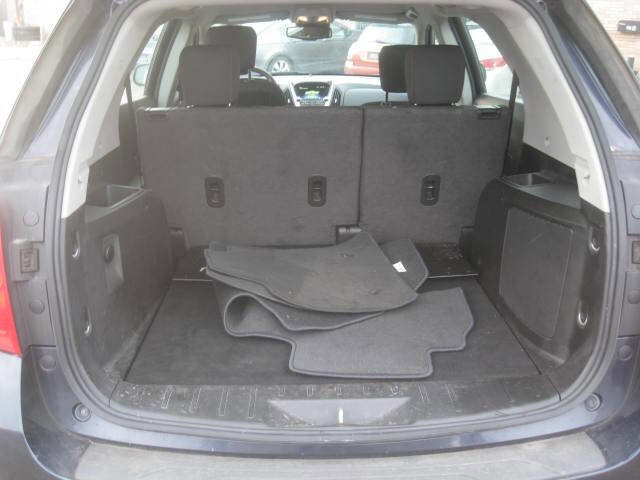 Used 2017 Chevrolet Equinox LS image 12