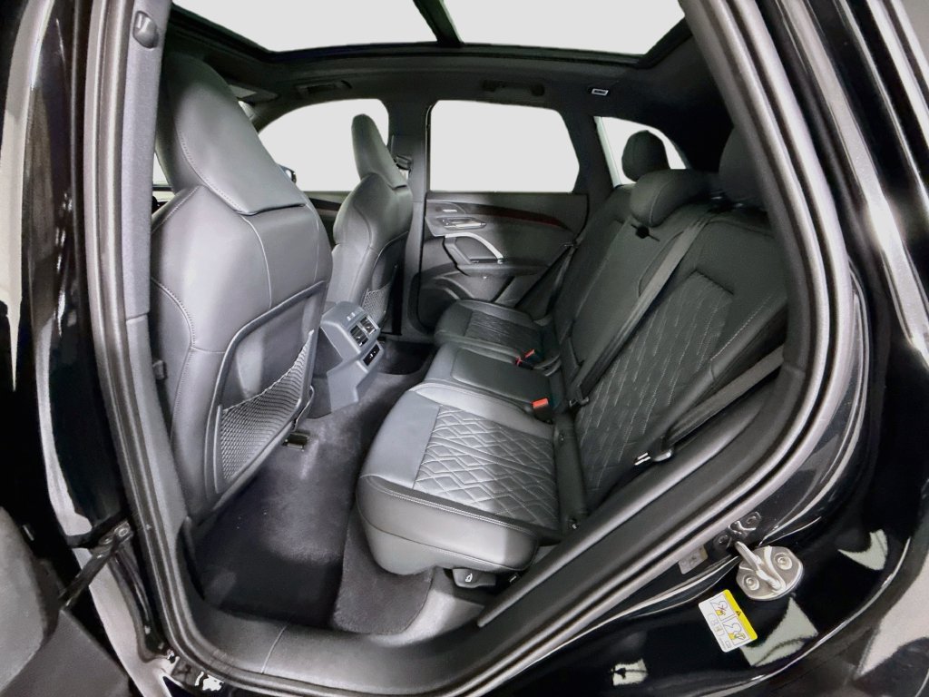 New 2026 Audi SQ5 Premium Plus AWD/4WD image 23