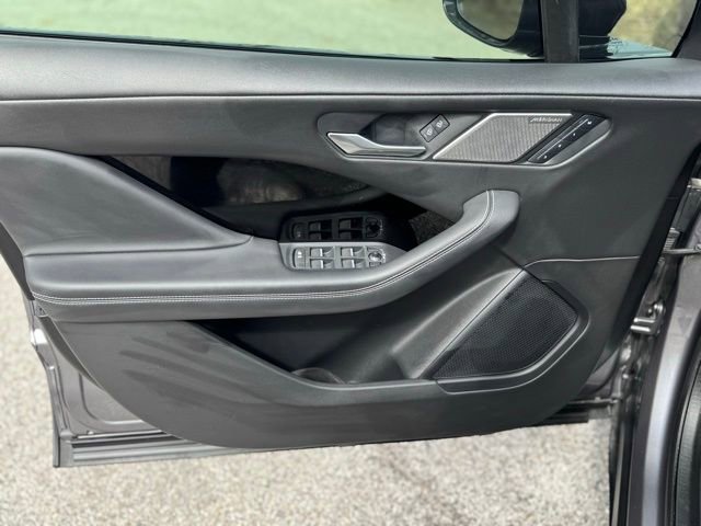 Used 2024 Jaguar I-PACE R-Dynamic HSE image 9