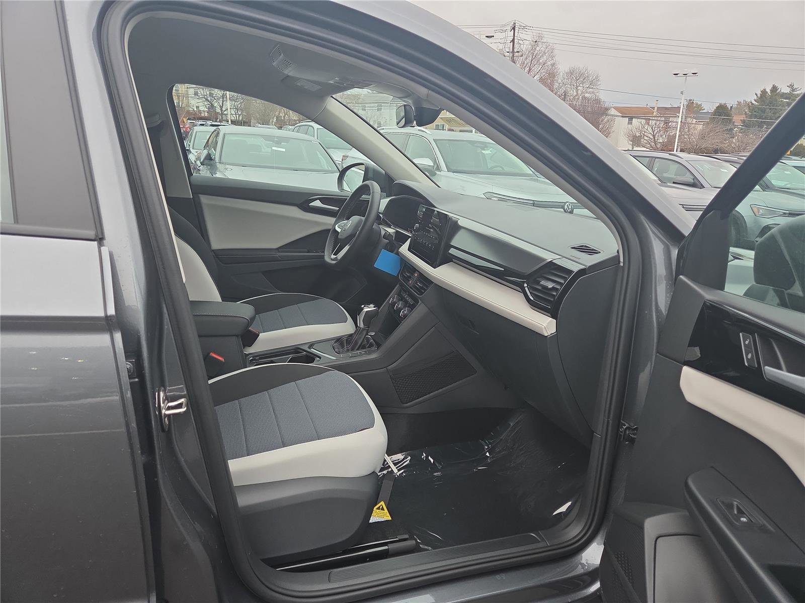 New 2026 Volkswagen Taos S image 28