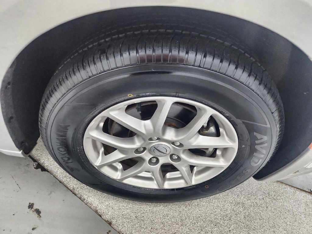 Certified 2024 Chrysler Pacifica Touring-L FWD image 37