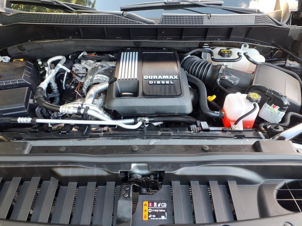 Certified 2025 Chevrolet Silverado 1500 RST AWD/4WD image 22