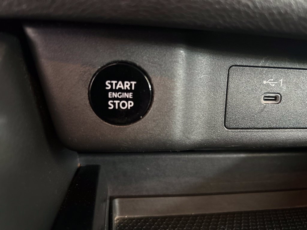 Used 2024 Nissan Rogue S FWD image 40