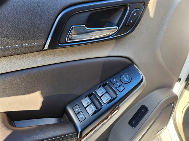 Used 2020 Chevrolet Suburban Premier image 34