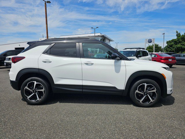 Used 2023 Chevrolet TrailBlazer RS AWD/4WD image 2