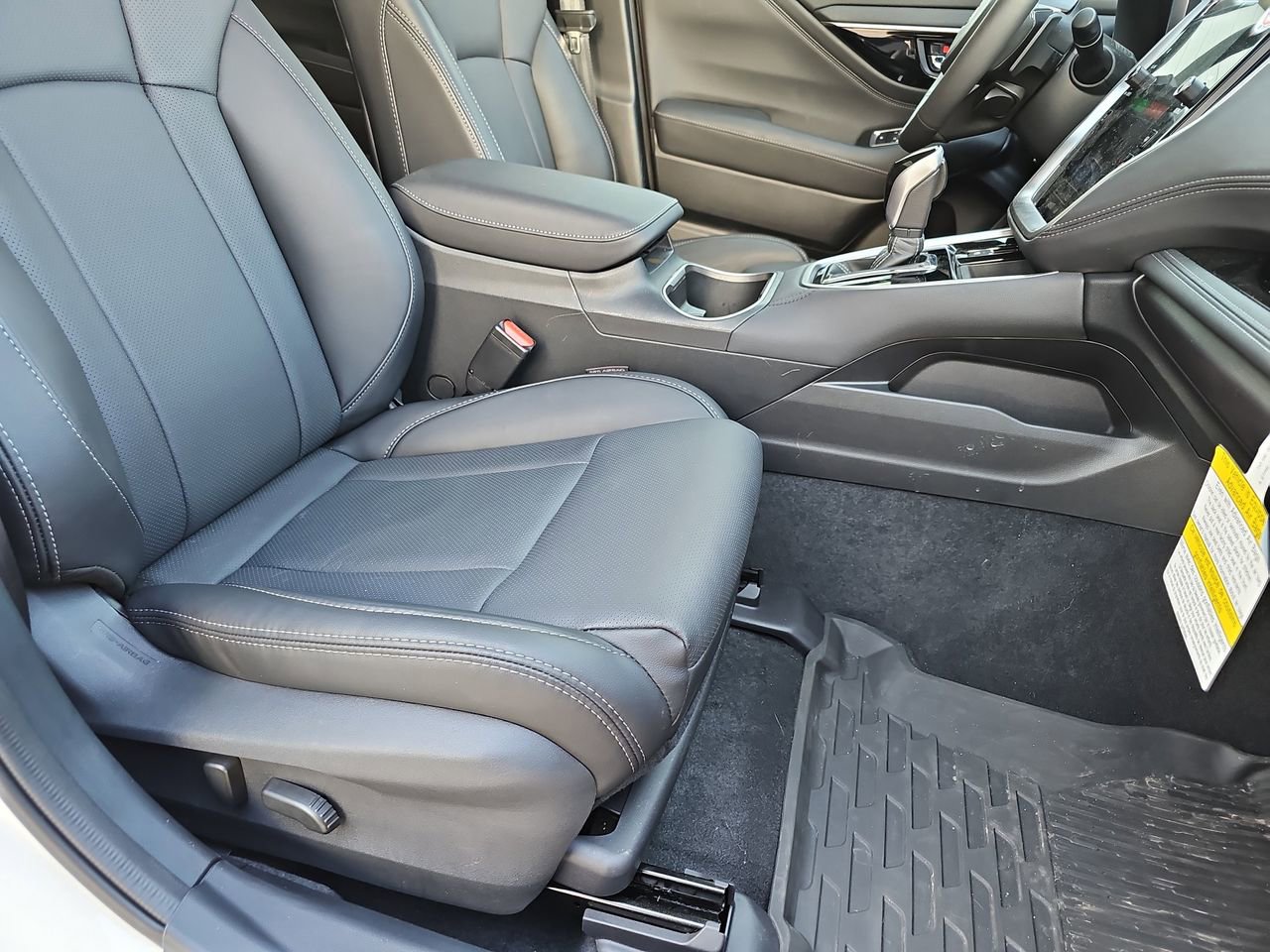 Certified 2025 Subaru Outback Limited image 13