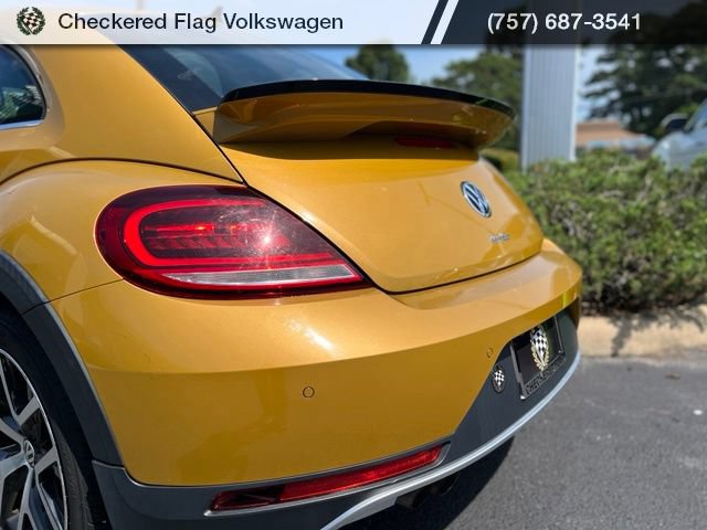 Used 2017 Volkswagen Beetle 1.8T Dune FWD image 9