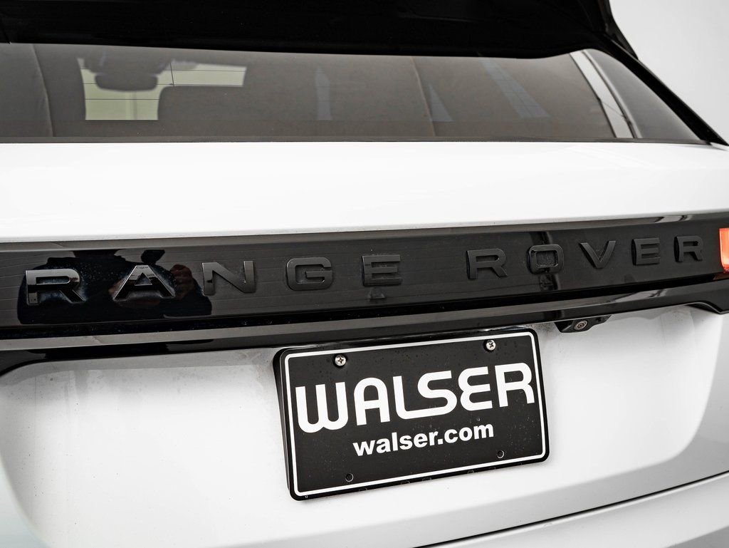 Used 2023 Land Rover Range Rover Velar R-Dynamic S image 9