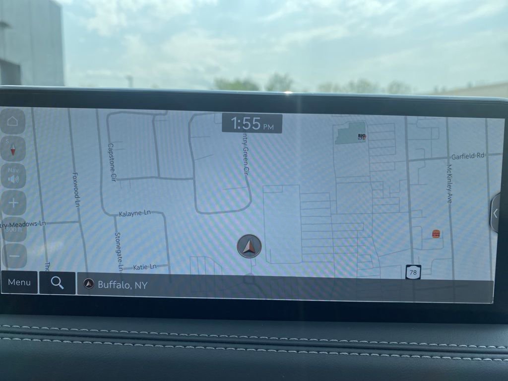 Used 2025 Genesis G70 3.3T Advanced image 9