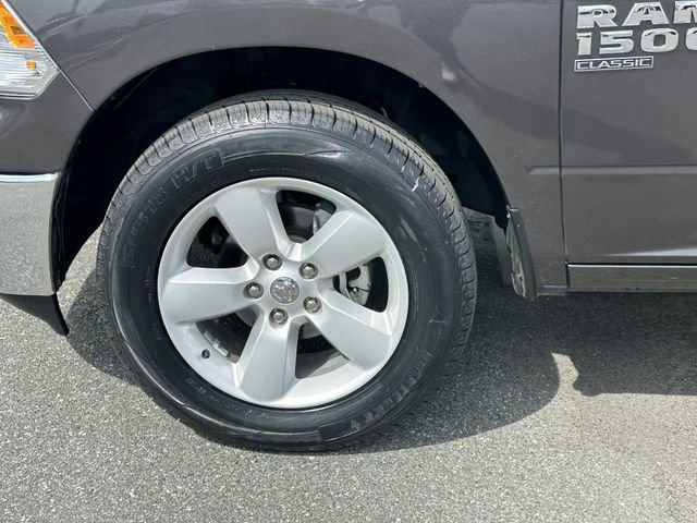 Used 2024 RAM 1500 Classic SLT AWD/4WD image 10