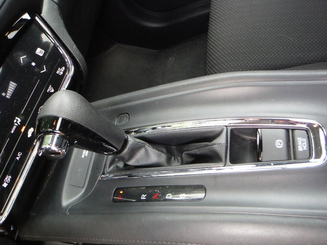 Used 2017 Honda HR-V EX image 17