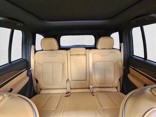 Used 2024 Jeep Grand Cherokee Summit AWD/4WD image 13