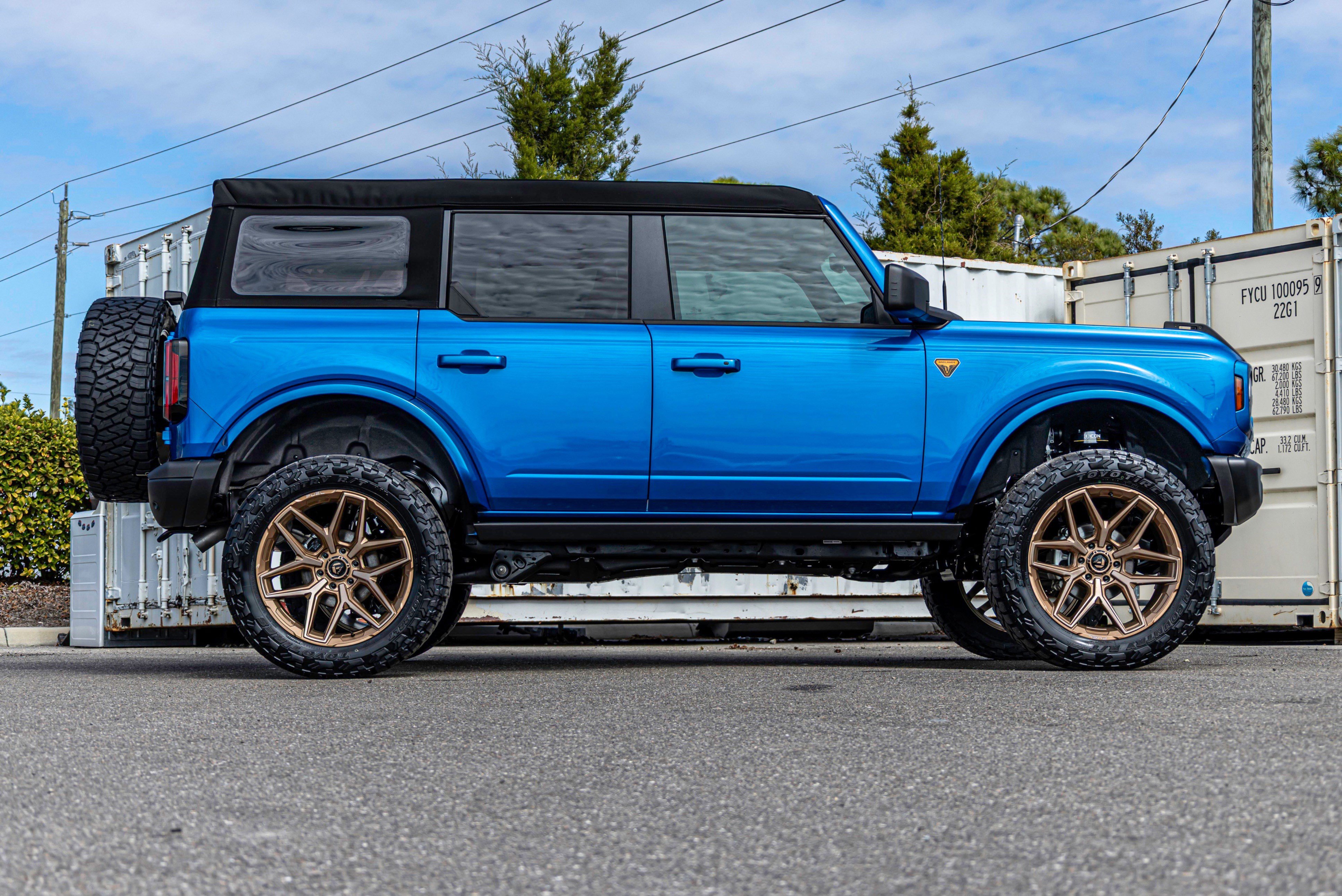 New 2025 Ford Bronco Badlands video 2