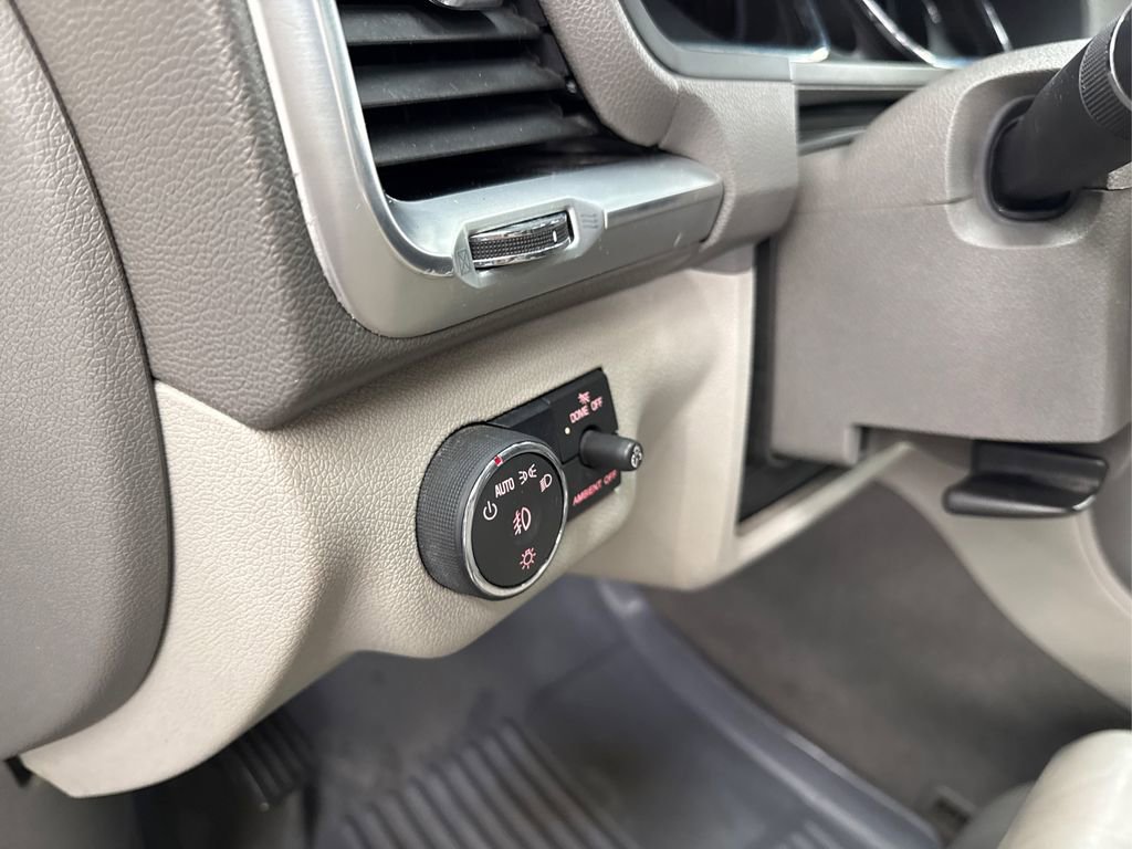 Used 2017 GMC Acadia Limited SLT image 40