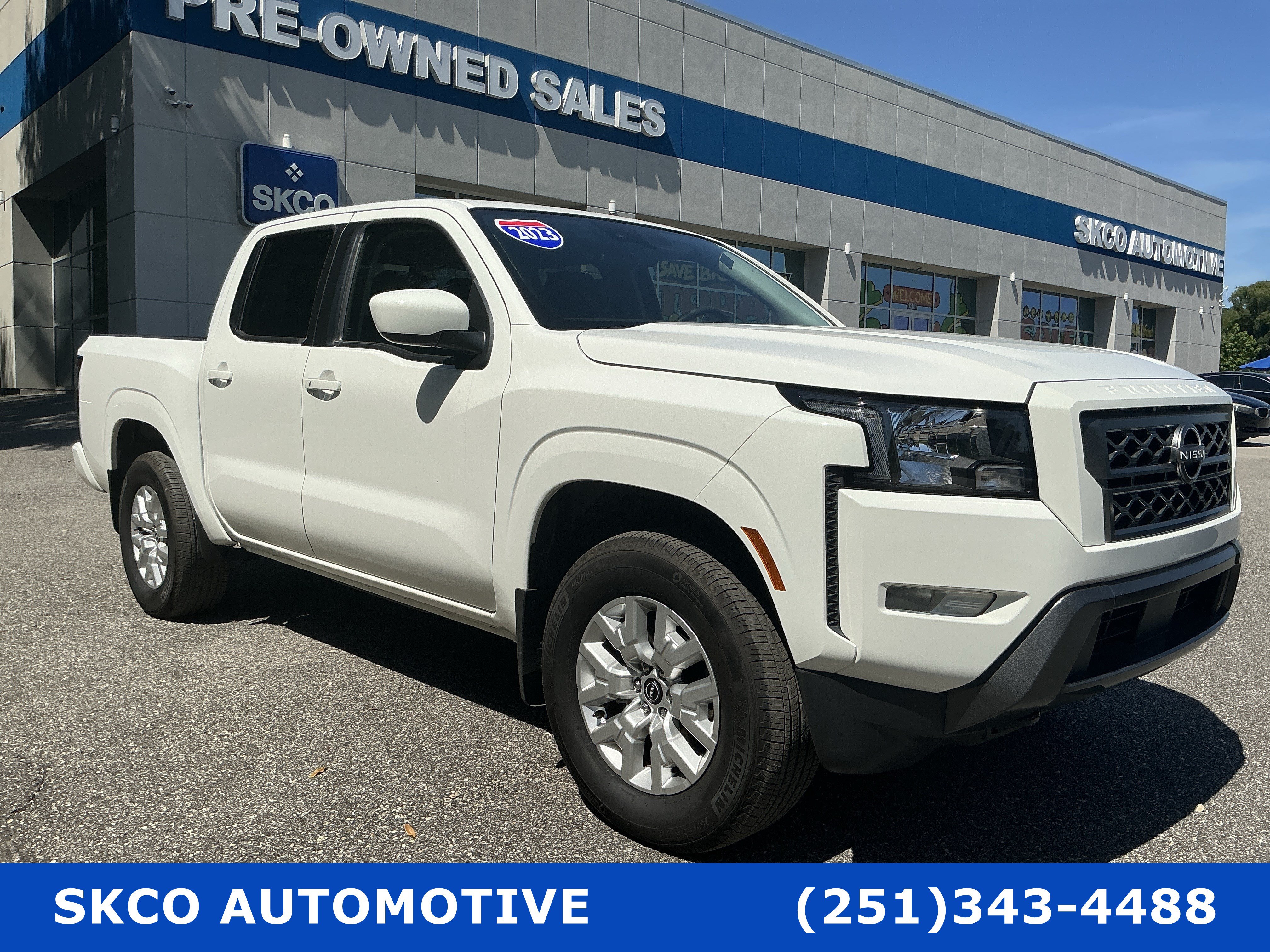 Used 2023 Nissan Frontier SV w/ SV Convenience Package AWD/4WD image 7