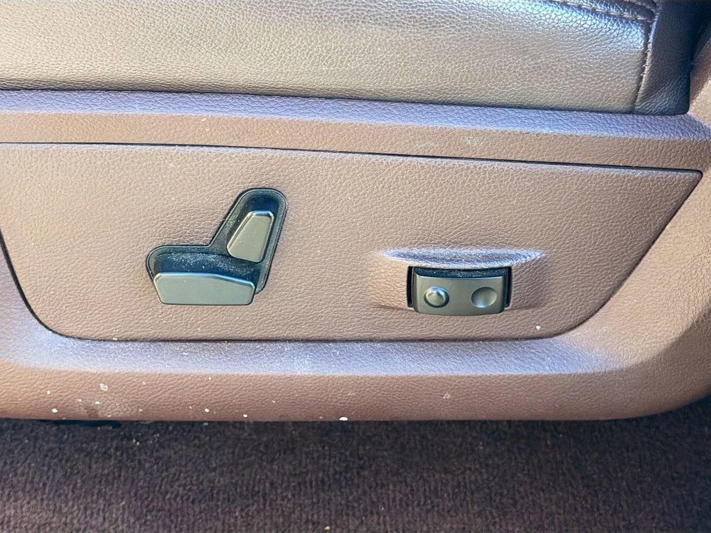 Used 2016 RAM 3500 Big Horn image 25