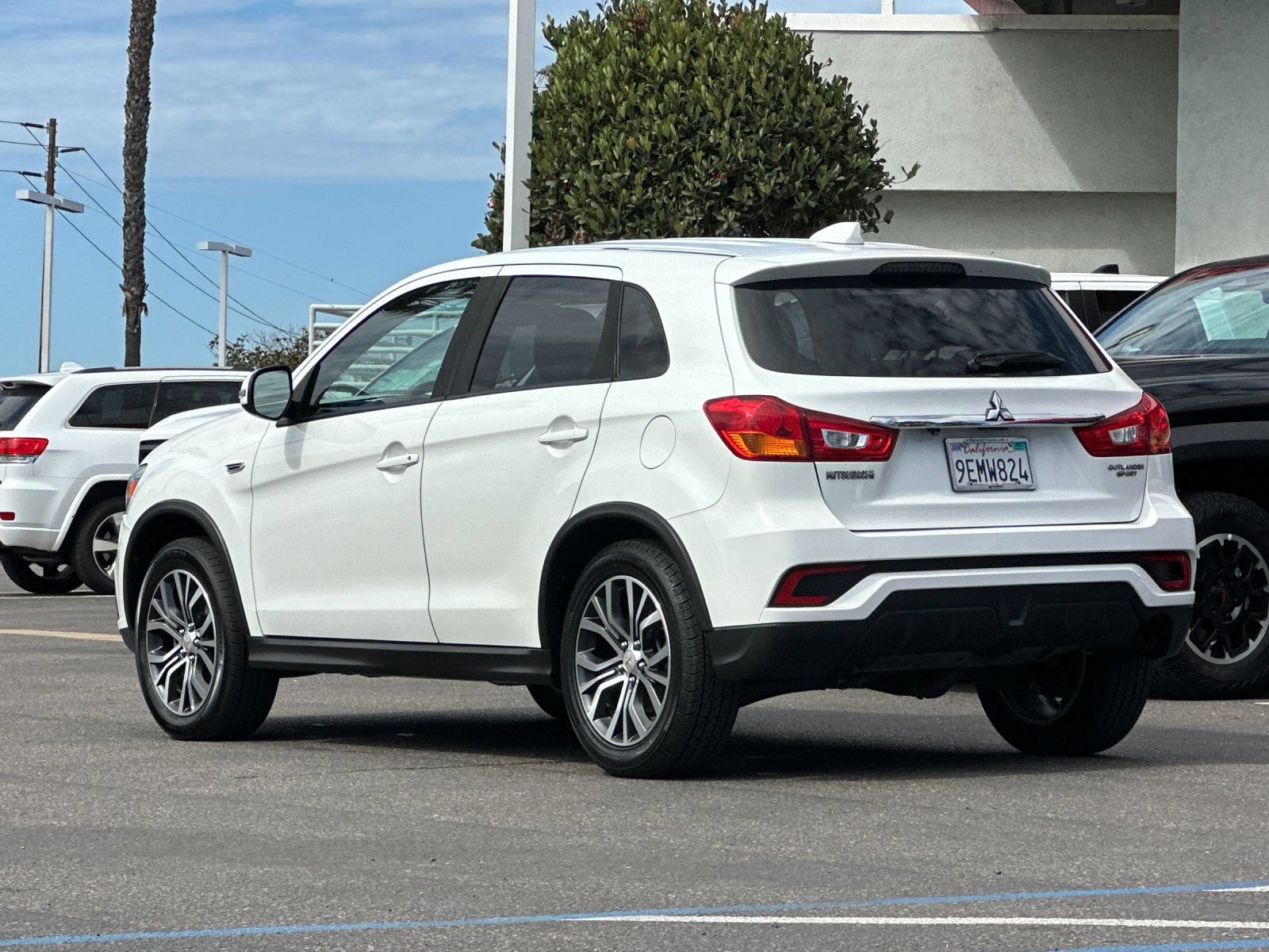Used 2019 Mitsubishi Outlander Sport ES AWD/4WD image 3