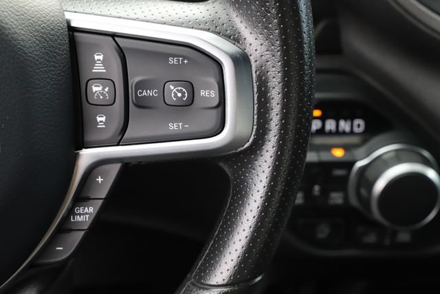 Used 2025 RAM 1500 Warlock AWD/4WD image 24