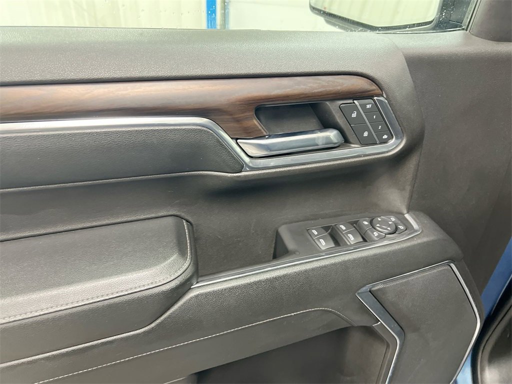 Used 2024 GMC Sierra 1500 SLT image 21