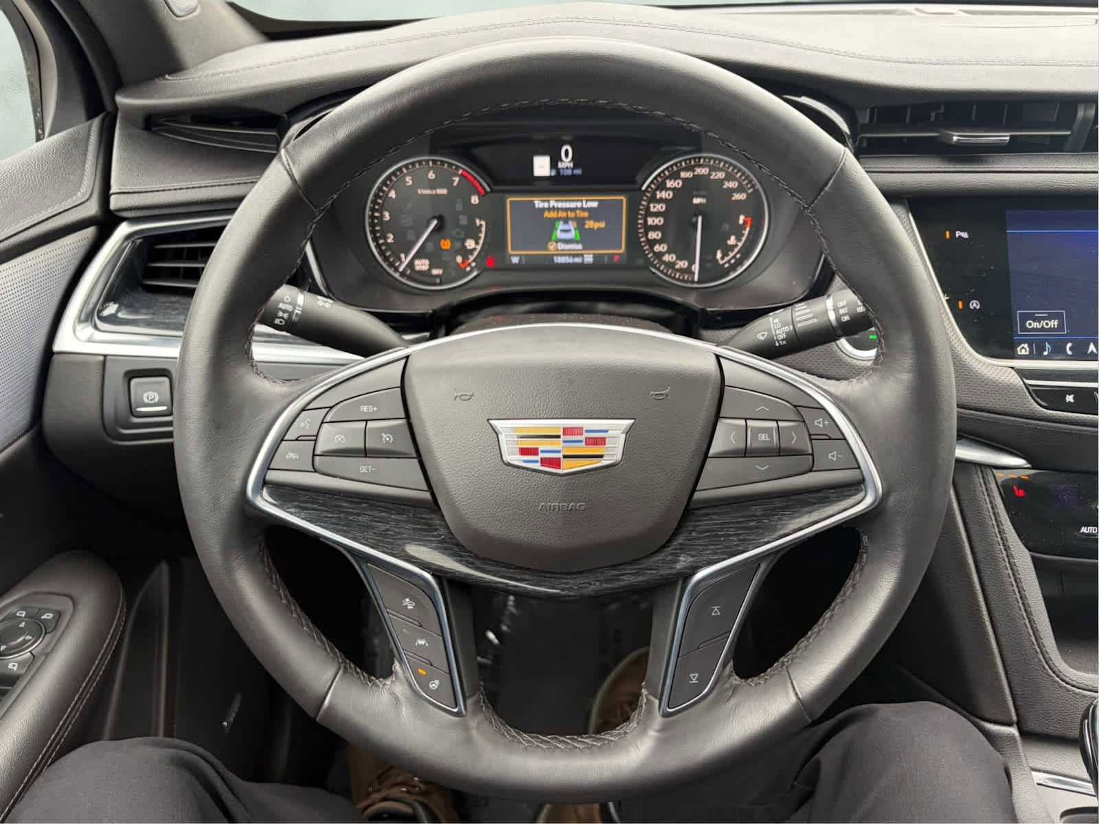 Used 2024 Cadillac XT5 Premium Luxury image 9